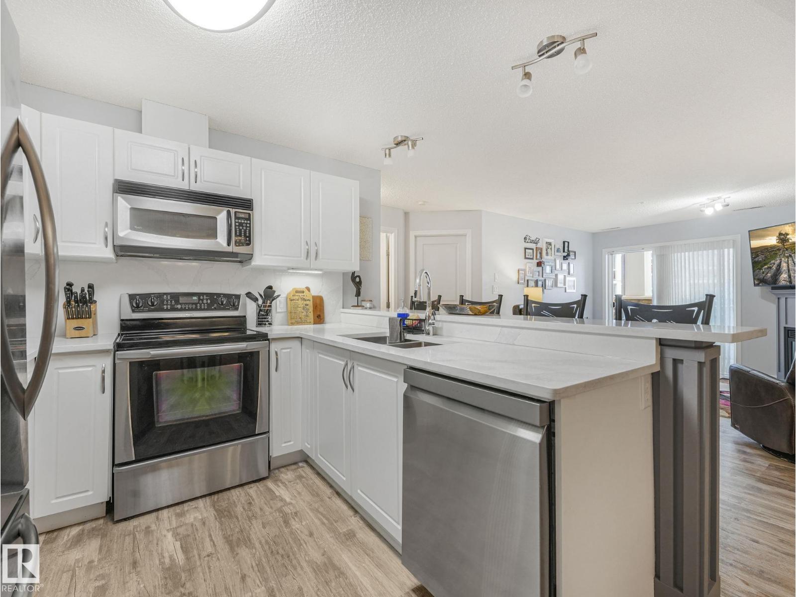 #208 16035 132 ST NW - 5