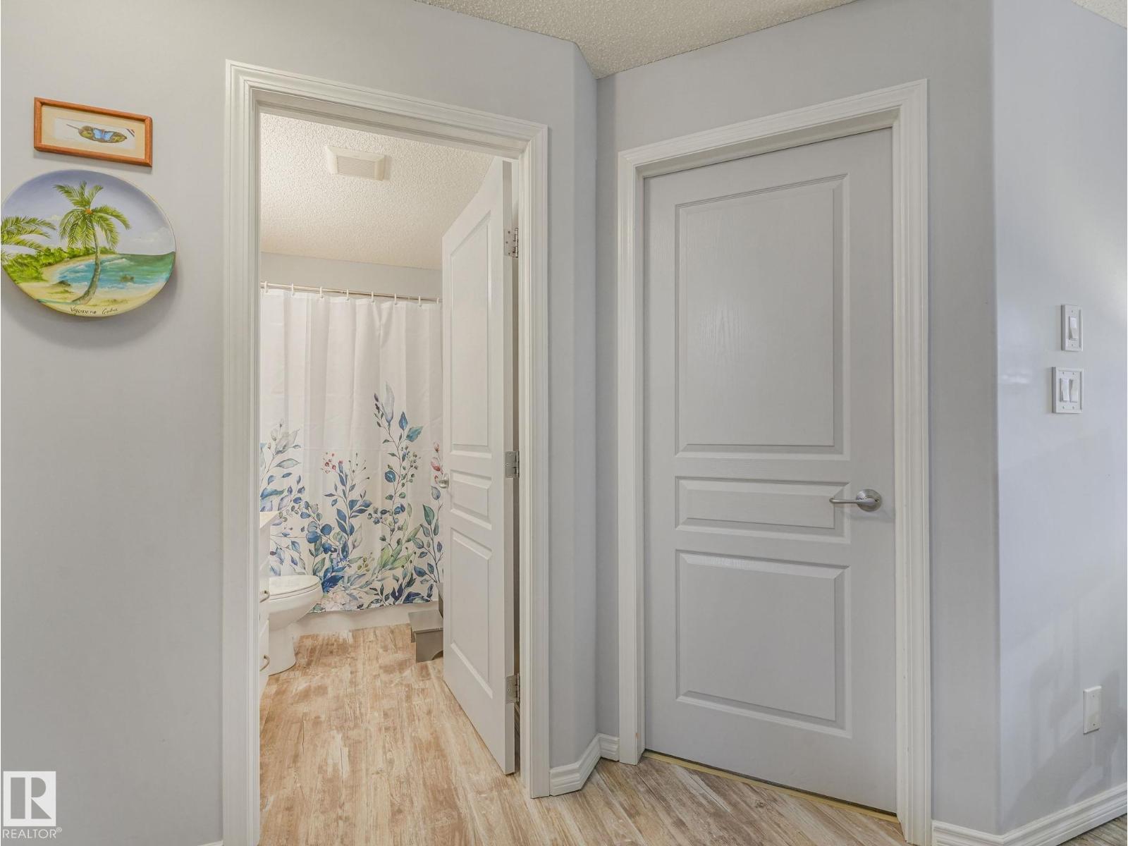 #208 16035 132 ST NW - 33