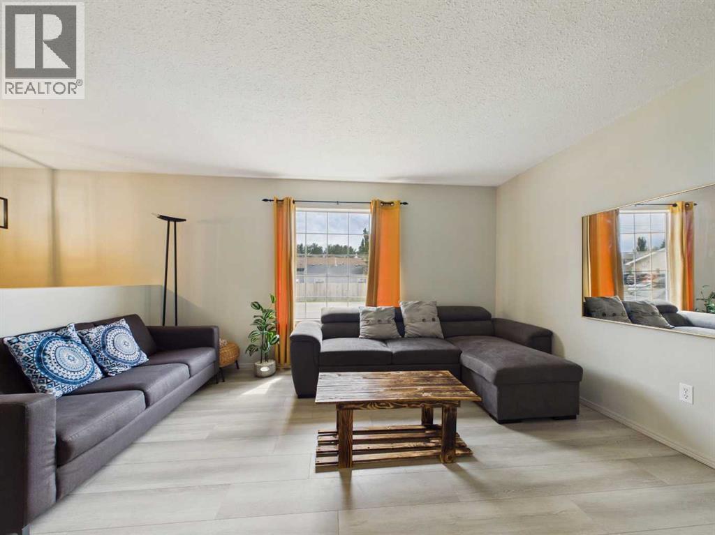 4412 47 Avenue - Photo 7