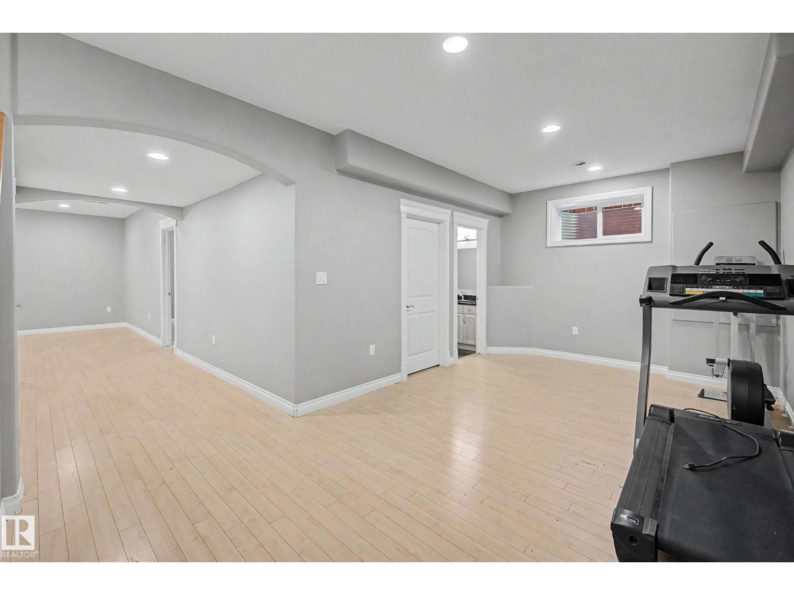13608 160 AV NW - Image 44
