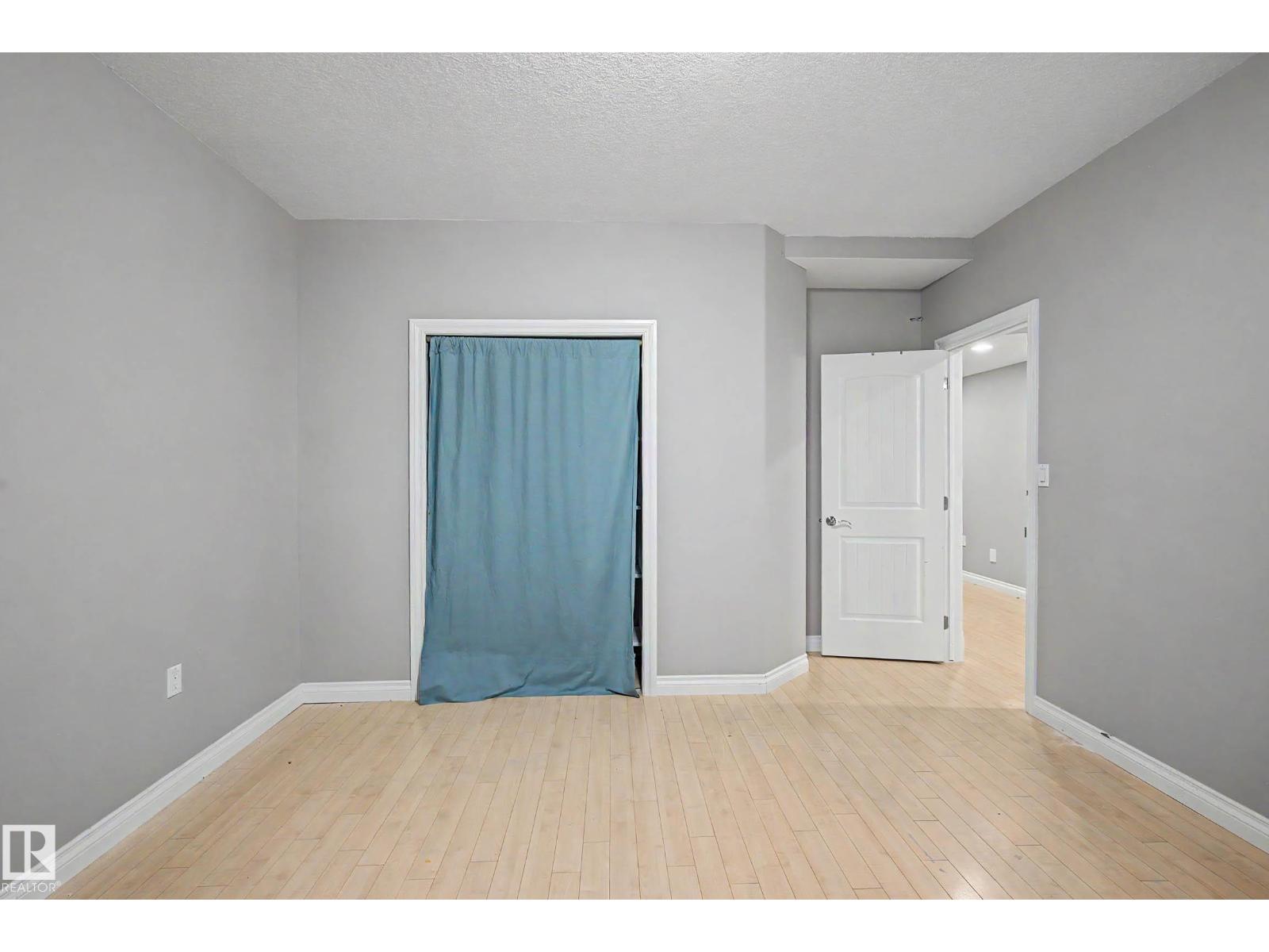 13608 160 AV NW - Image 57