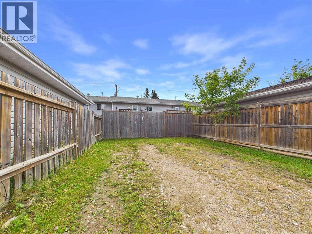 4412 47 Avenue - Photo 26
