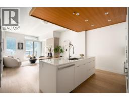 305 6707 Nelson Avenue, West Vancouver, BC V7W2B2 Photo 9