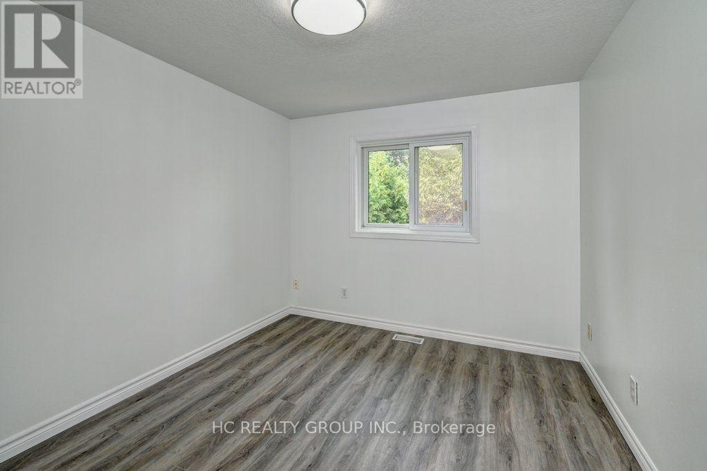 271 RESURRECTION DRIVE - 27