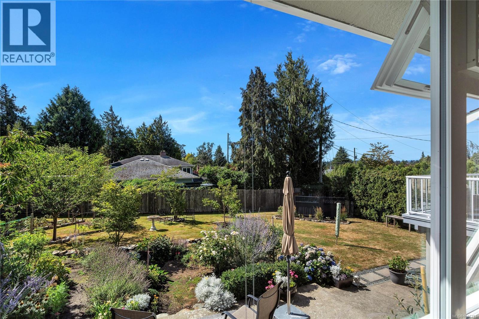 1797 Mcrae Ave - Image 12