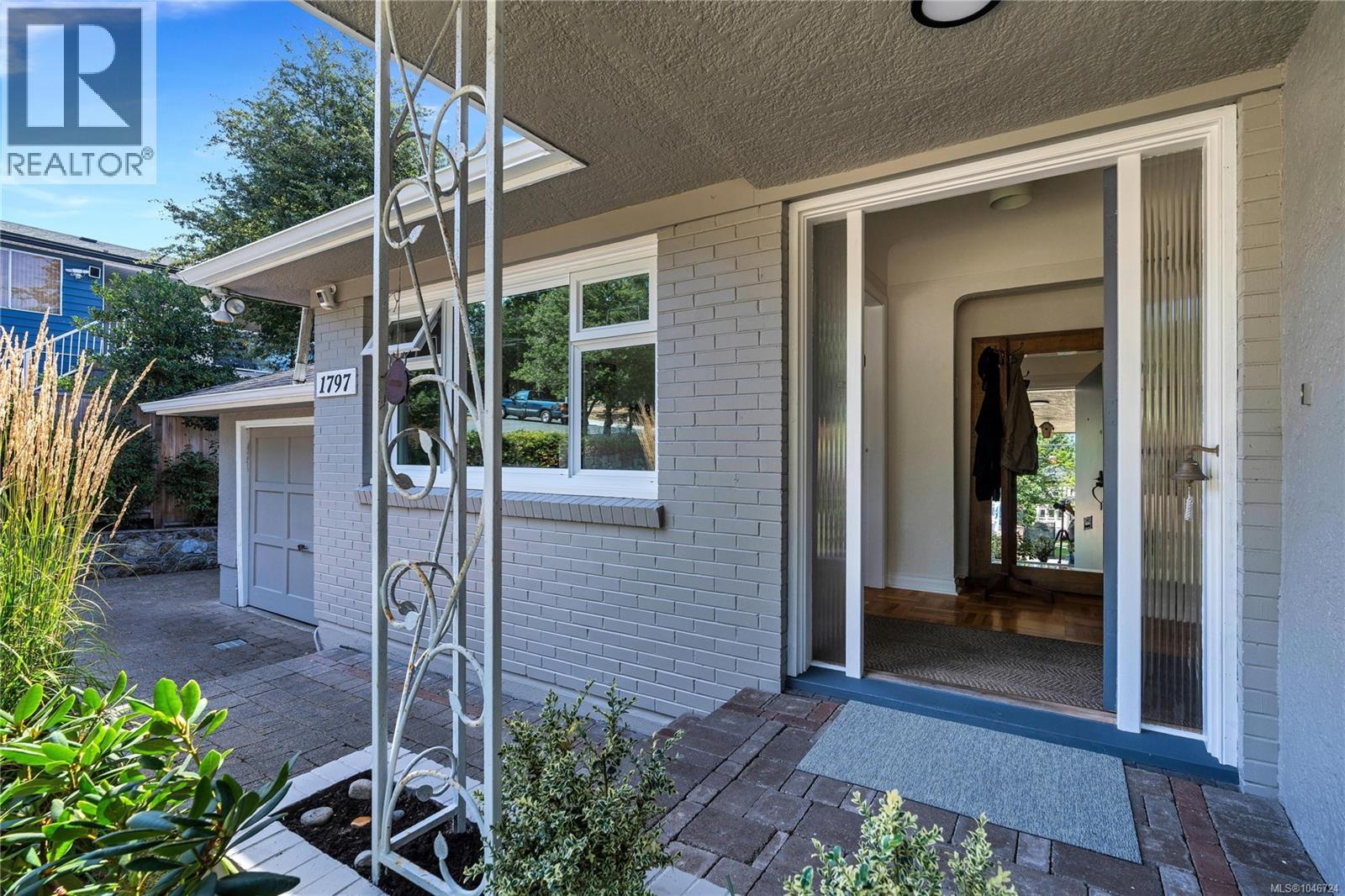 1797 Mcrae Ave - 5