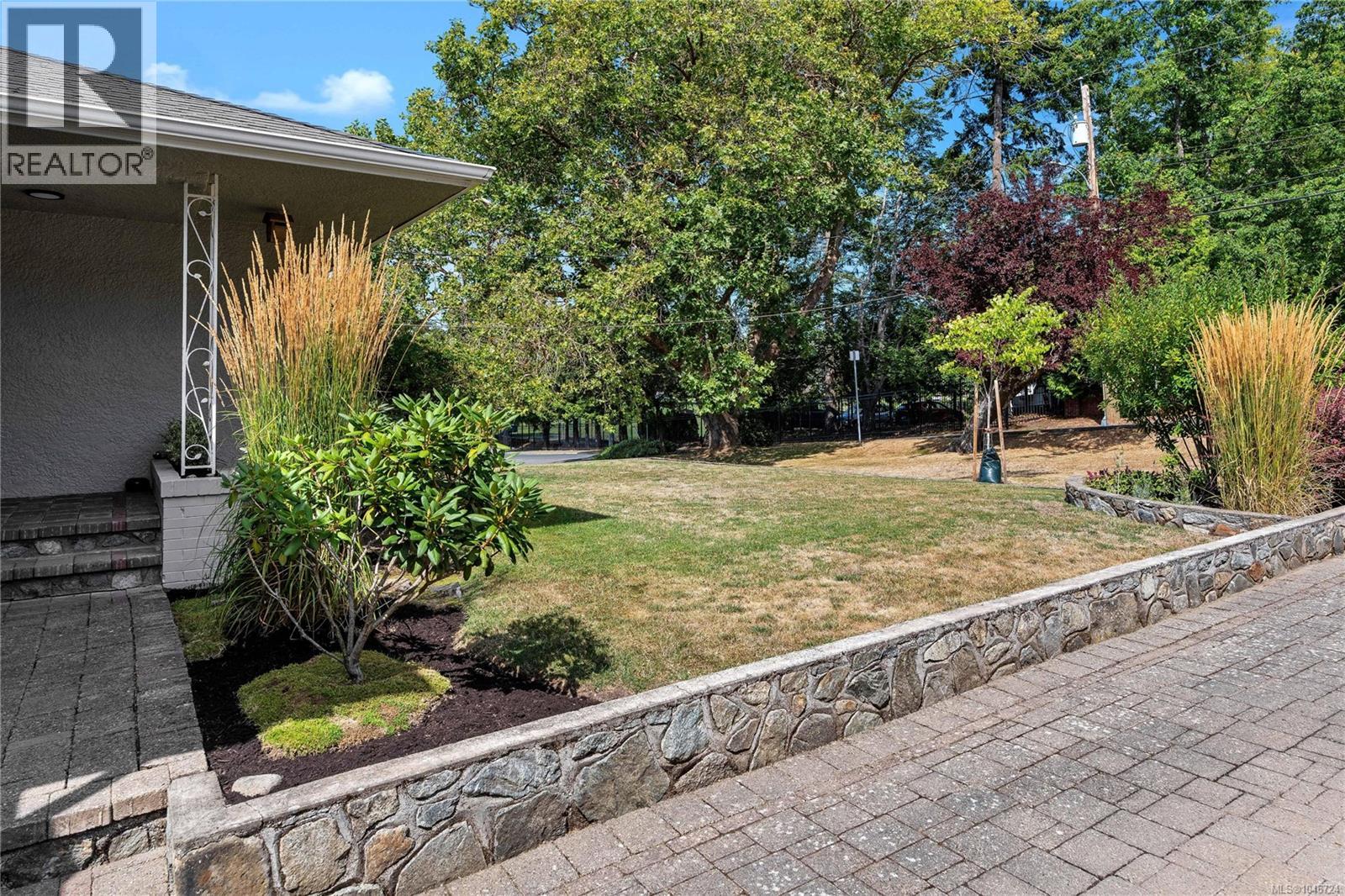 1797 Mcrae Ave - 6
