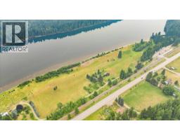 Kitchen - 1864 Highway 3a, Castlegar, BC V1N4N6 Photo 6