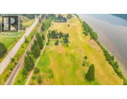 1864 Highway 3a, Castlegar, BC V1N4N6 Photo 8