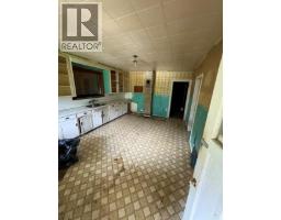 1864 Highway 3a, Castlegar, BC V1N4N6 Photo 32