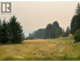 1864 Highway 3a, Castlegar, BC V1N4N6 Photo 30