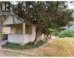 1864 Highway 3a, Castlegar, BC V1N4N6 Photo 24