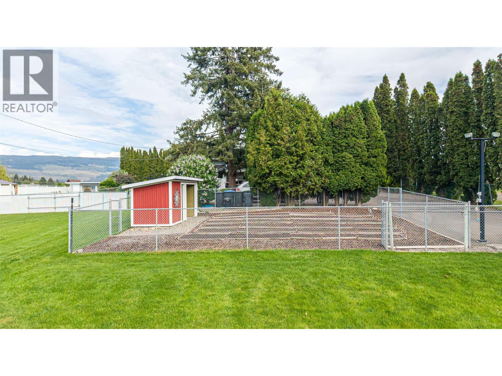 201 Mail Road - Image 39