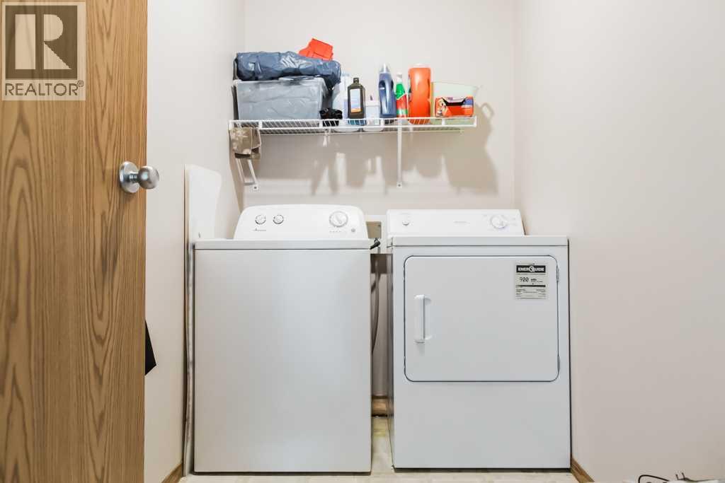 10027 105 Avenue - Photo 17