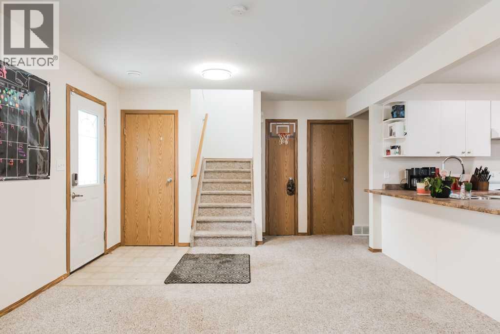 10027 105 Avenue - 6