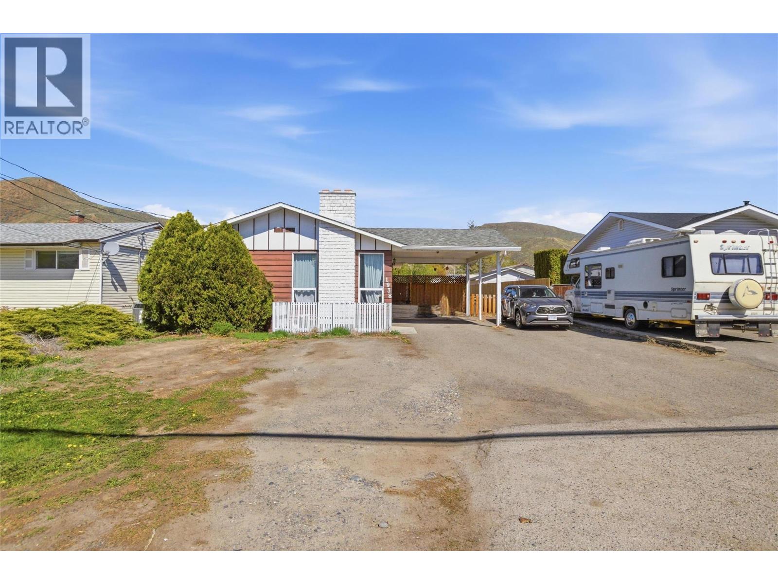 1938 PARKCREST Avenue - 1