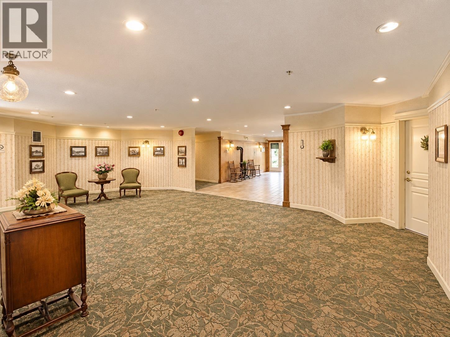 #209 490 Lorne Street - Image 3