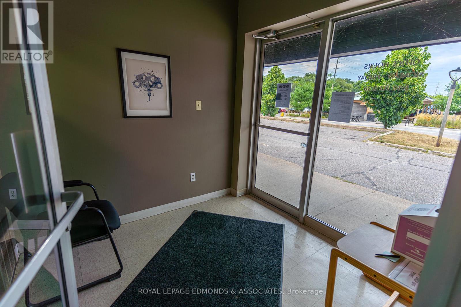 Office for Rent in Pembroke – 100 VICTORIA STREET, Pembroke – MLS# X13668192 - Image 10