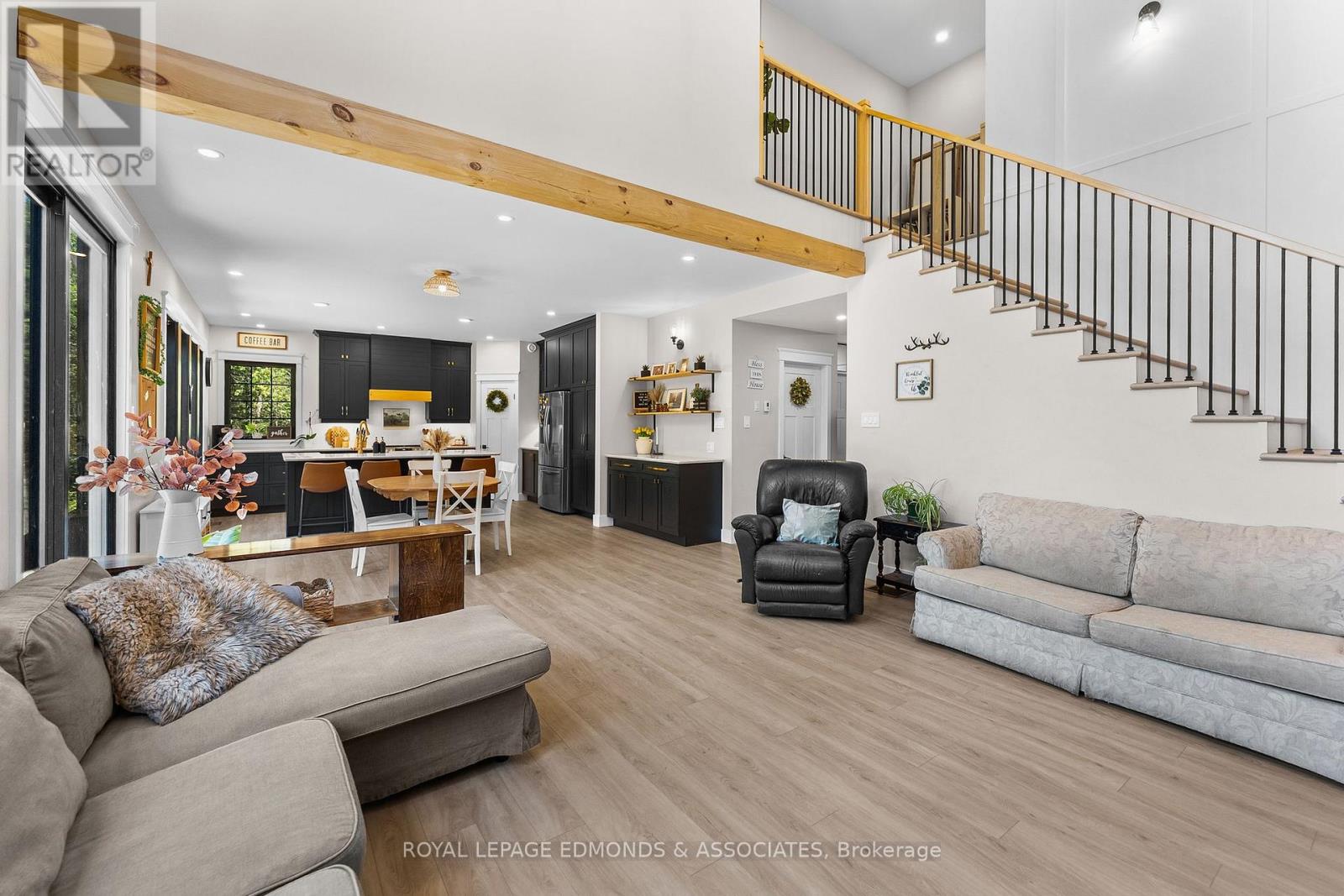 300 FOREST PARK ROAD - Image 21