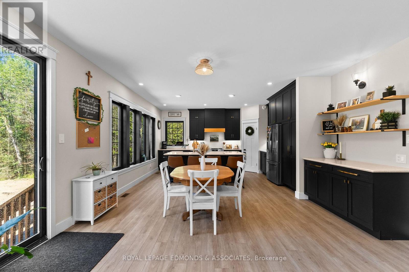 300 FOREST PARK ROAD - Image 25