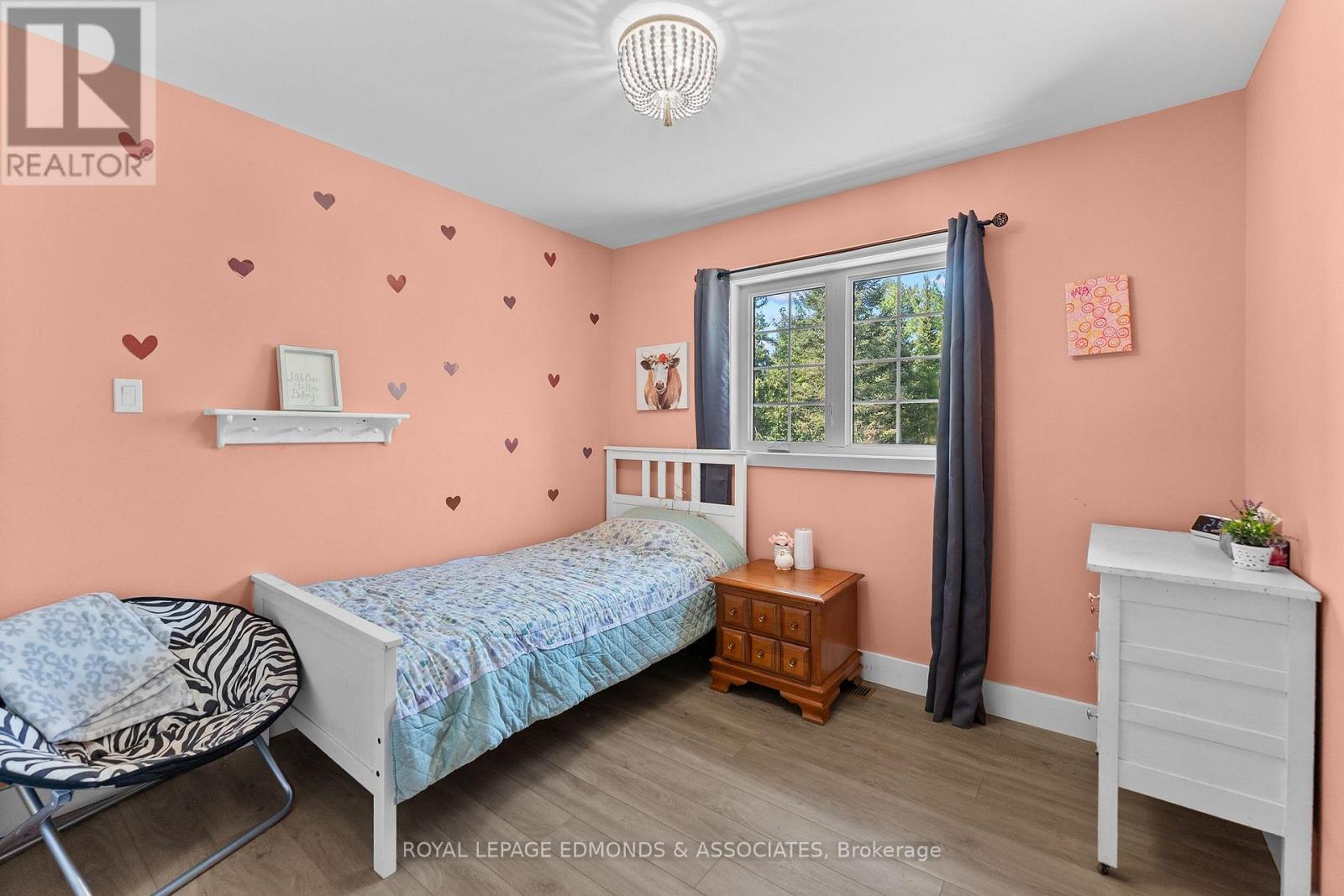 300 FOREST PARK ROAD - Image 30
