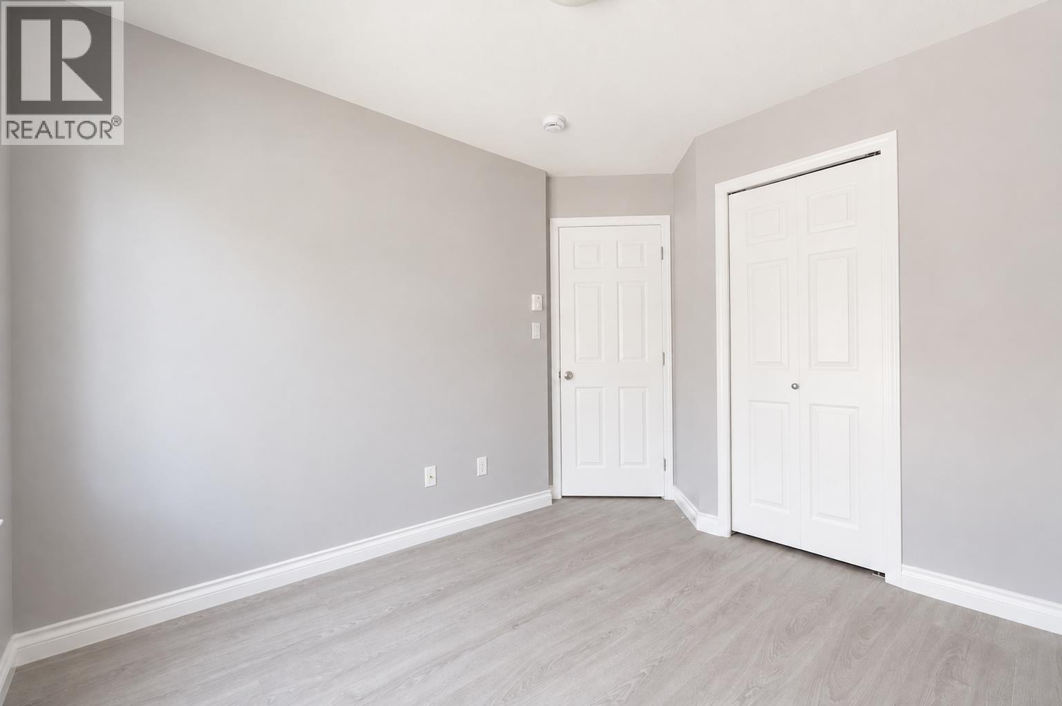 5 9451 GRANVILLE AVENUE, Richmond