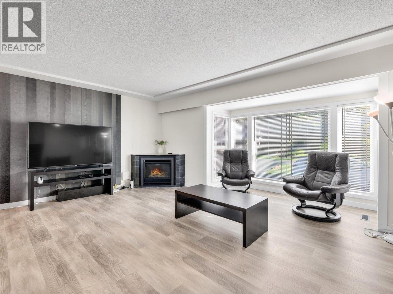 5153 CLIFF DRIVE, Tsawwassen