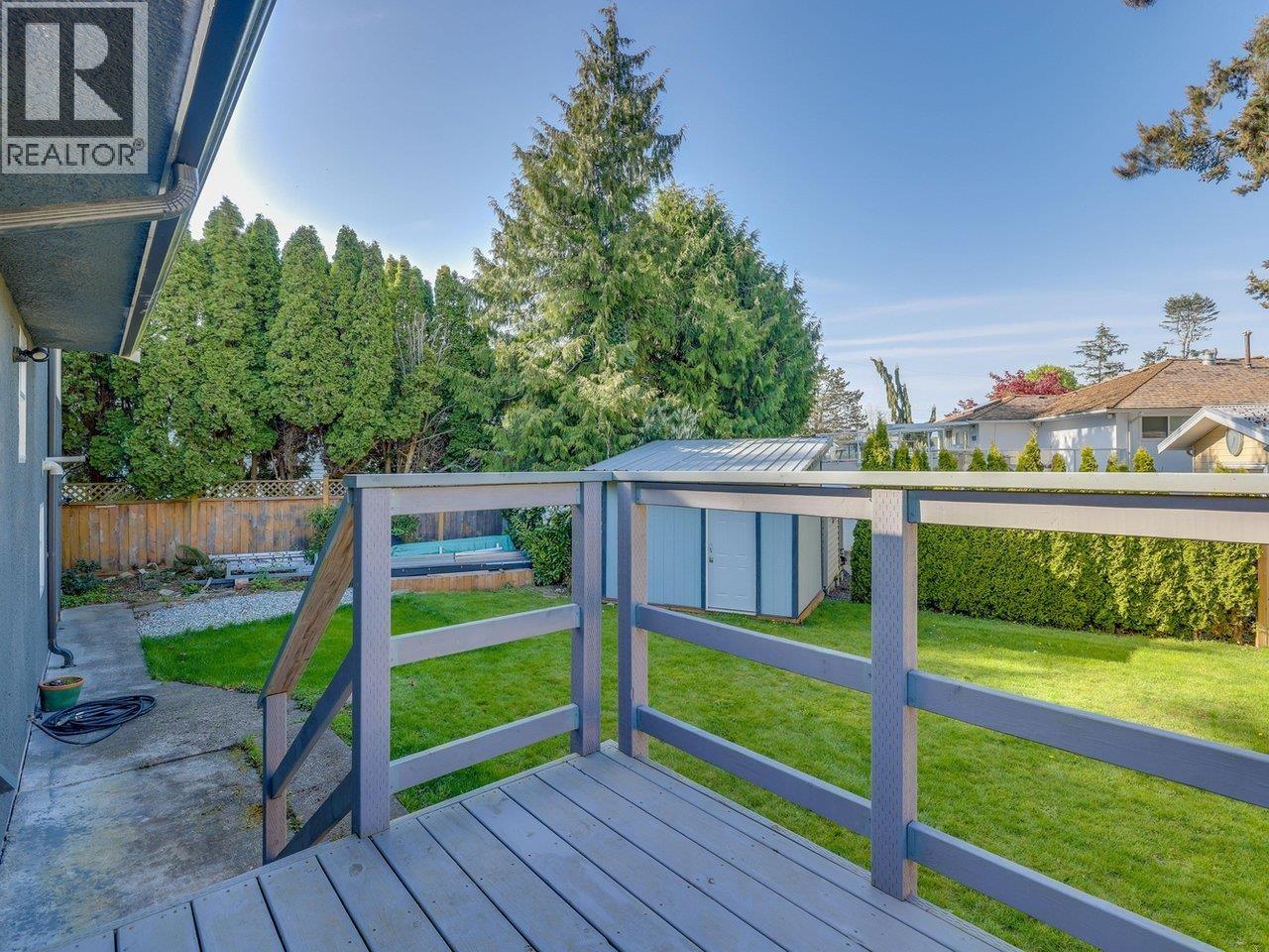5153 CLIFF DRIVE, Tsawwassen