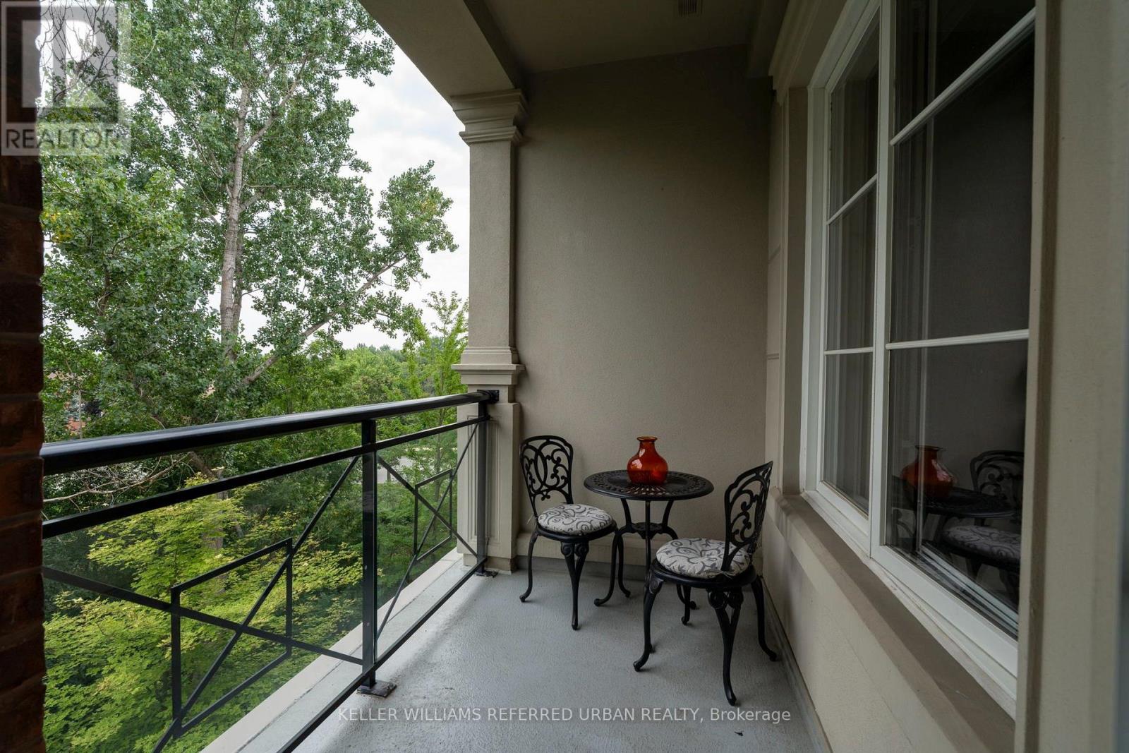#212 9519 KEELE STREET - 26