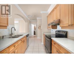 212 - 9519 Keele Street, Vaughan, ON L6A4A2 Photo 12