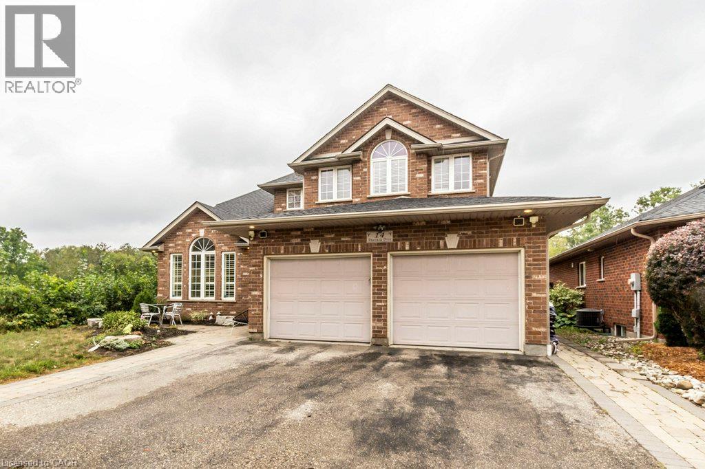 14 ANASTASIA Drive — photo 2