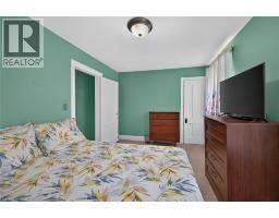 230 Picton Street E, Hamilton, ON L8L3W9 Photo 24