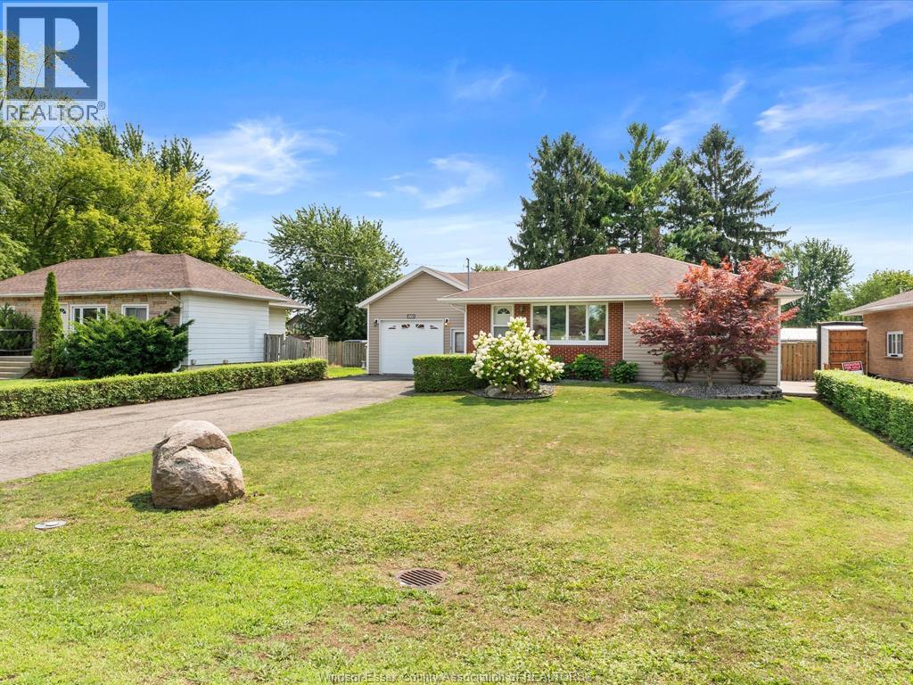 1553 Road 2 East - Image 28