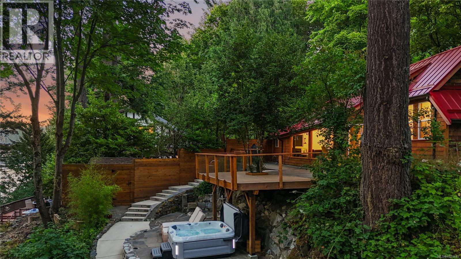 1709 Falcon Heights Rd - Image 24