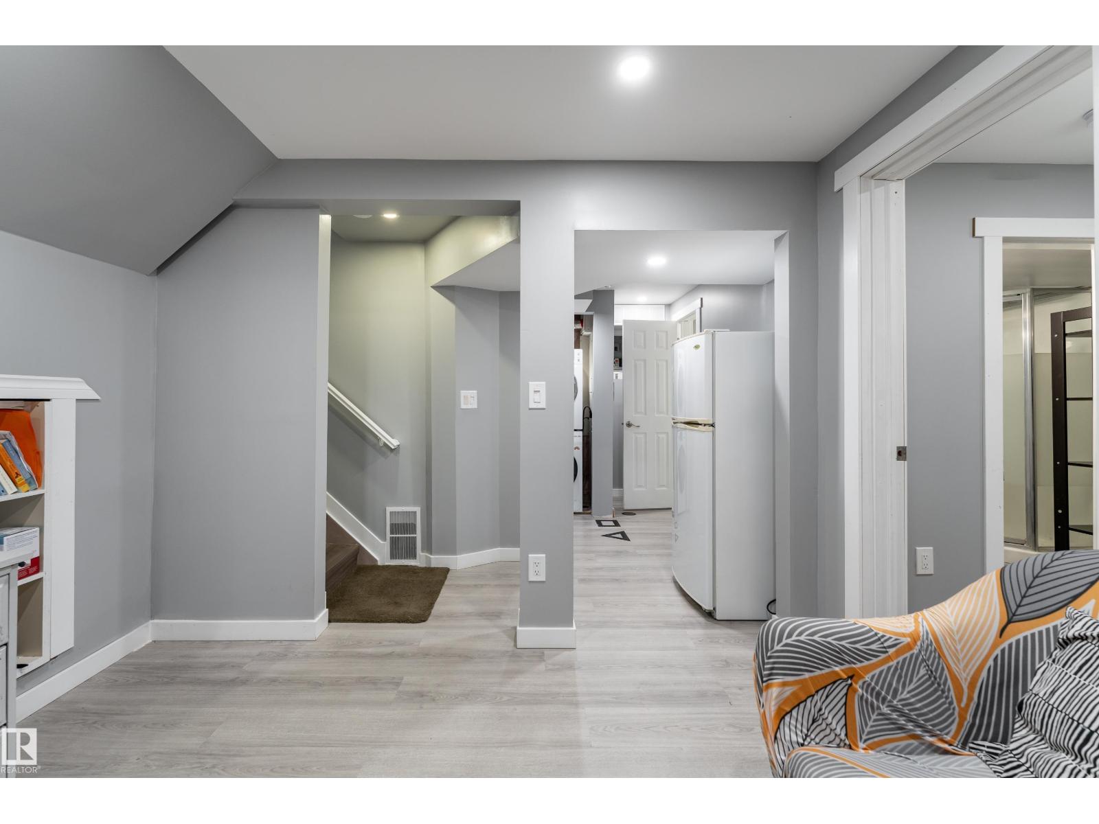 9012 MEADOWLARK RD NW - 28