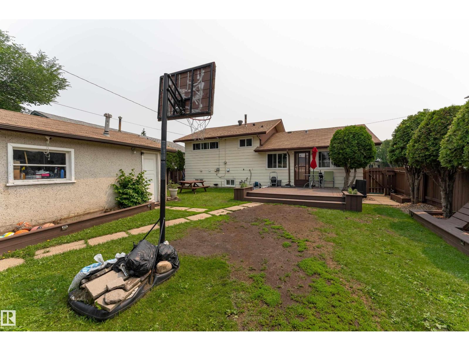 9012 MEADOWLARK RD NW - Image 41