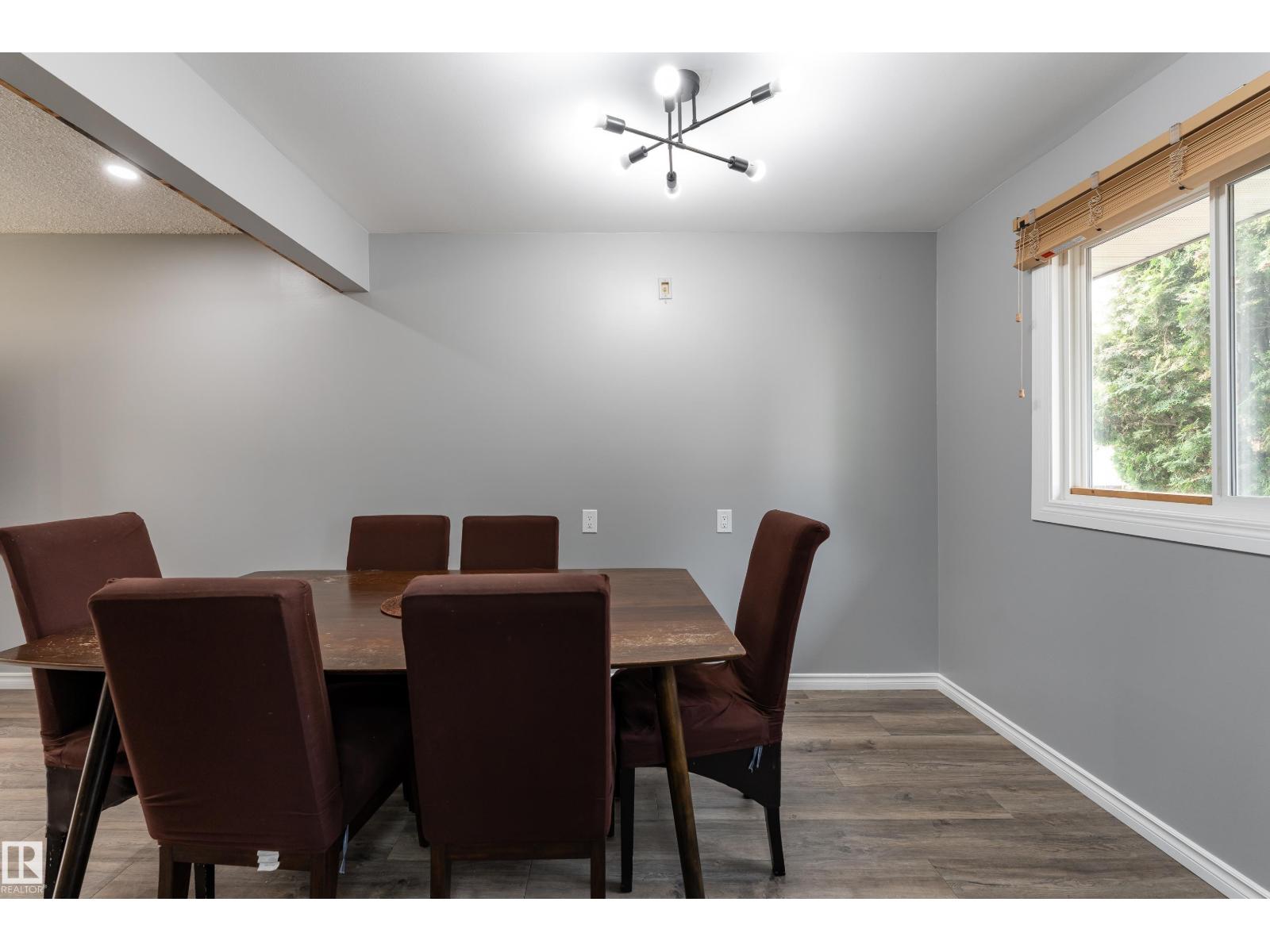 9012 MEADOWLARK RD NW - 9