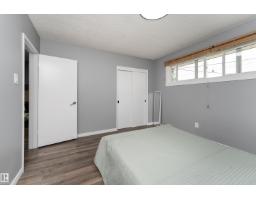 9012 Meadowlark Rd Nw, Edmonton, AB T5R5W8 Photo 18