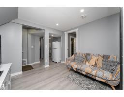 9012 Meadowlark Rd Nw, Edmonton, AB T5R5W8 Photo 35