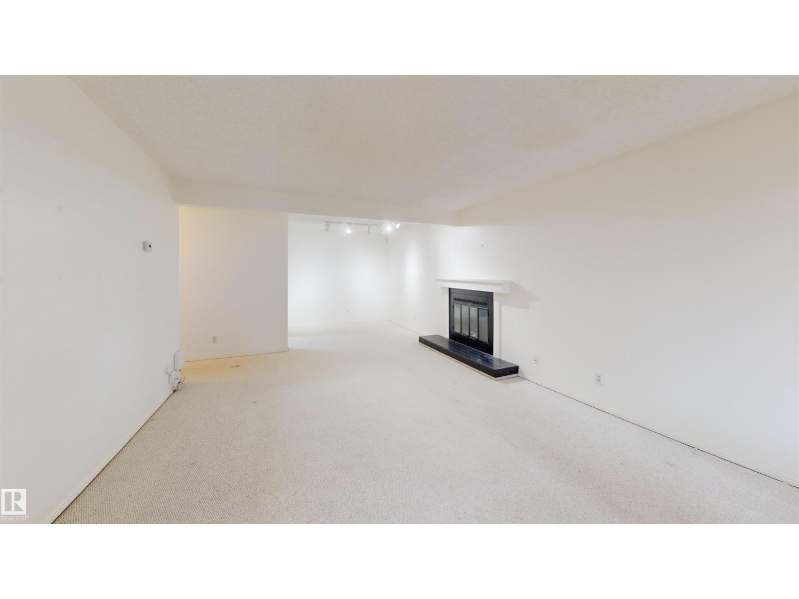 #109 11115 80 AV NW, Garneau, Edmonton photo 4