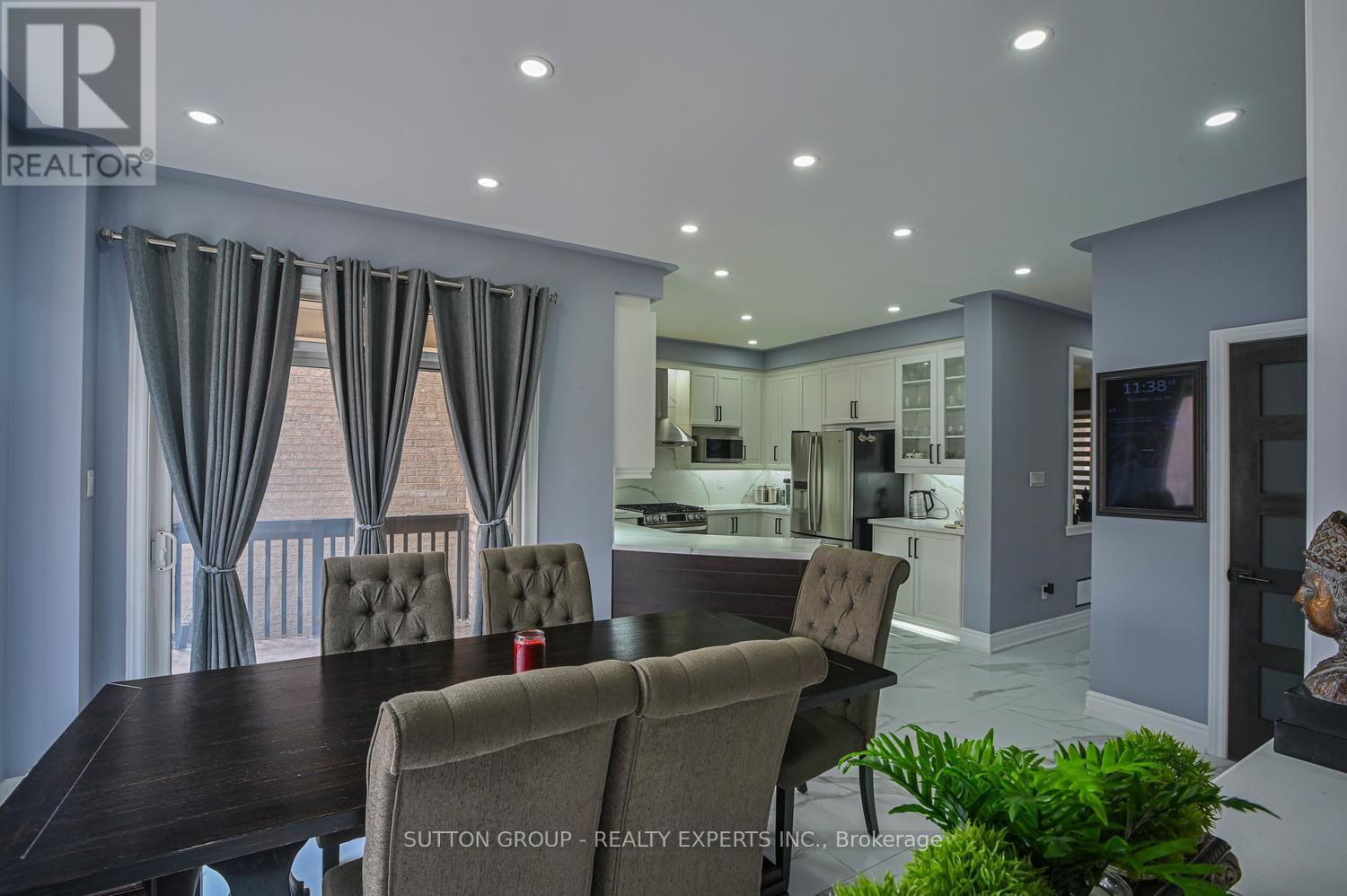 373 SUNNY MEADOW BOULEVARD - 21