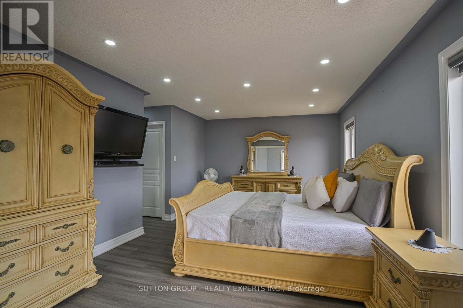 373 SUNNY MEADOW BOULEVARD - 24