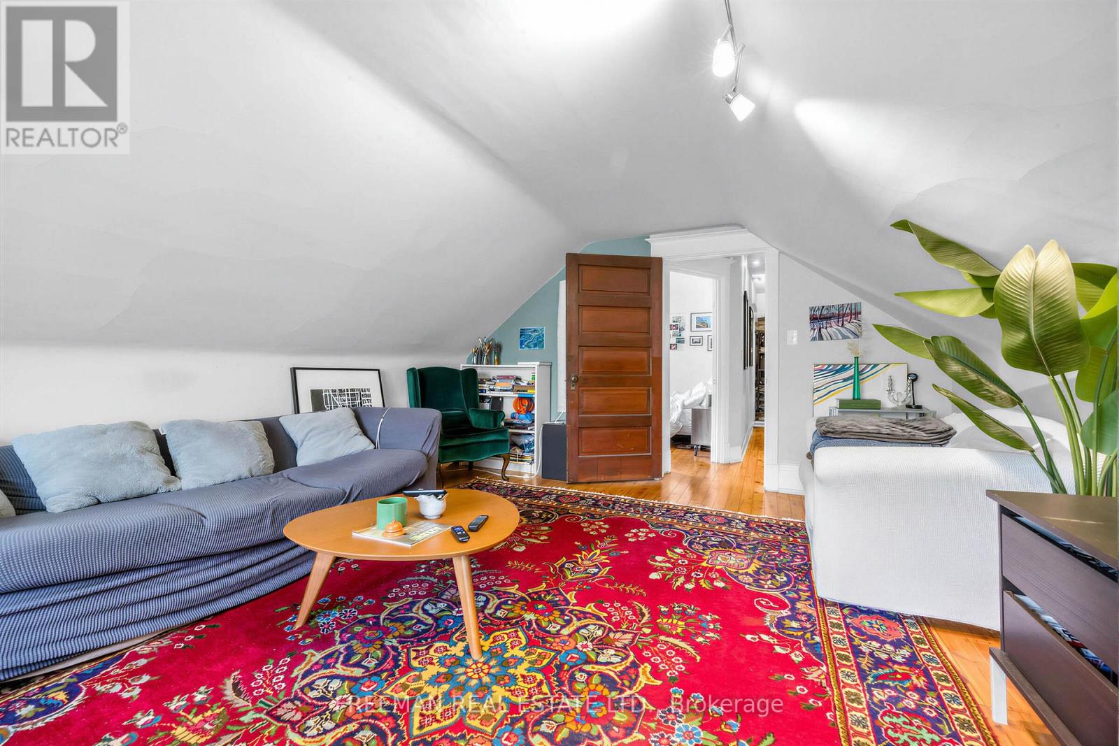 129 INDIAN ROAD - 22