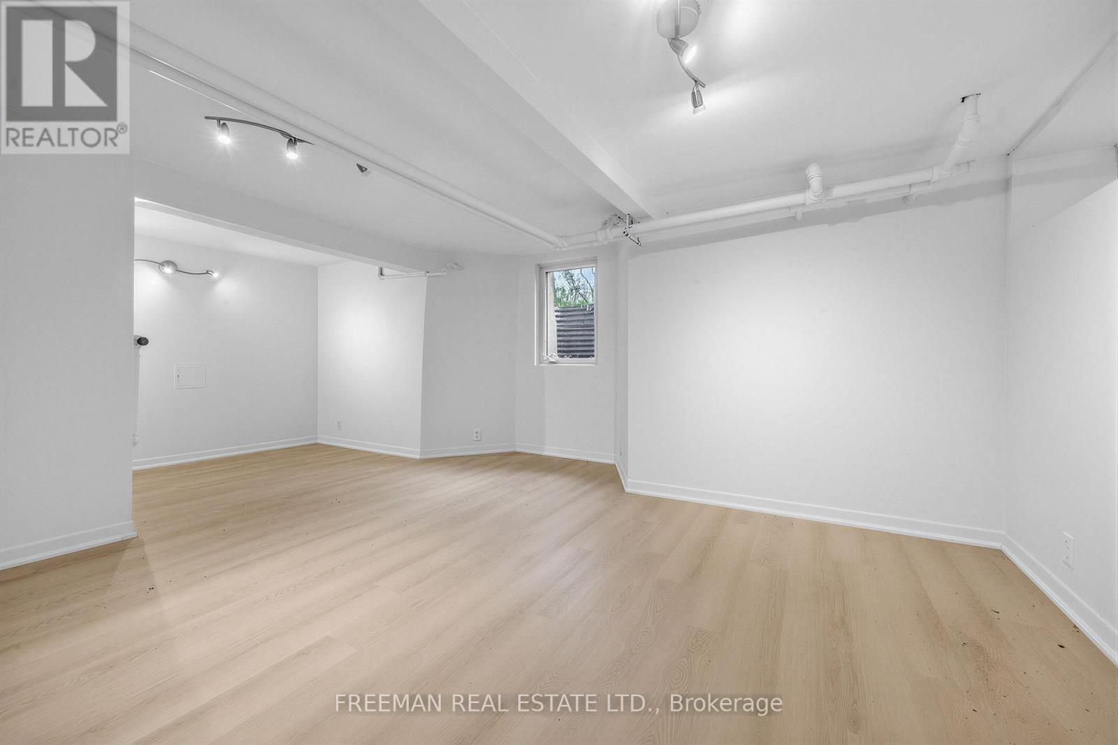 129 INDIAN ROAD - 31