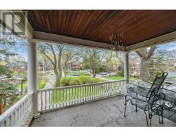 Kitchen - 129 Indian Road, Toronto, ON M6R2V5 Photo 13