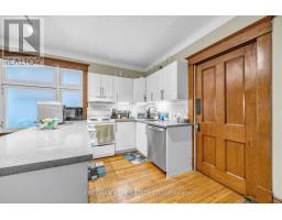 Living room - 129 Indian Road, Toronto, ON M6R2V5 Photo 15