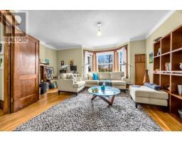 Kitchen - 129 Indian Road, Toronto, ON M6R2V5 Photo 17