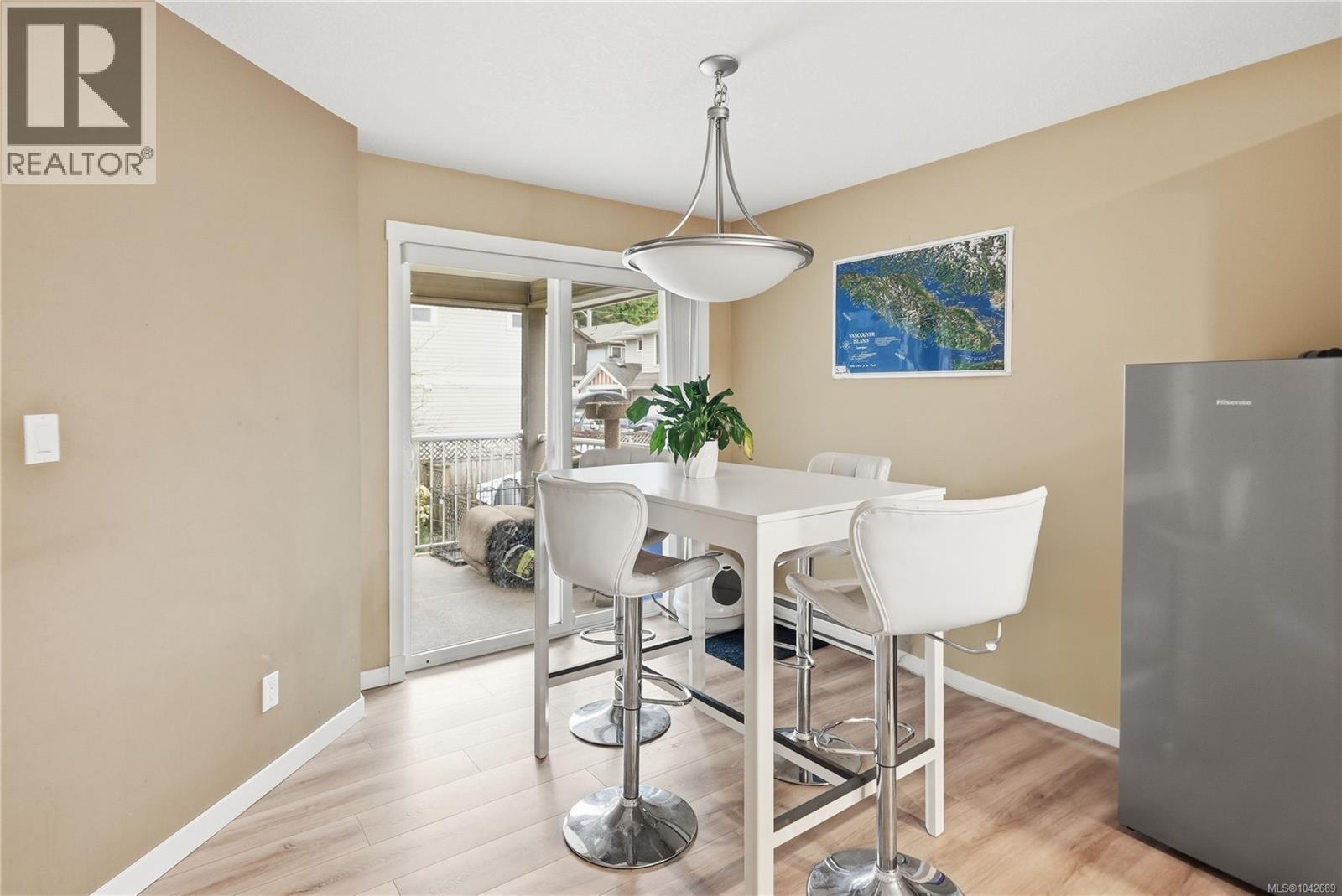 6085 Clayburn Pl - Image 5