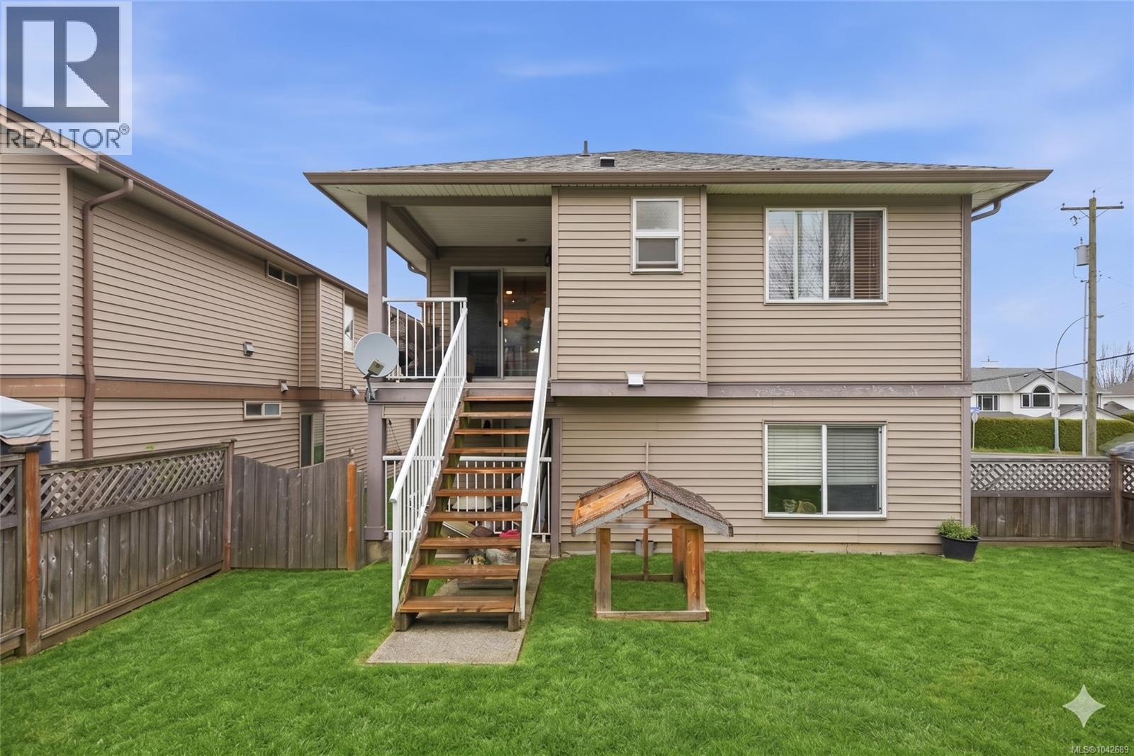 6085 Clayburn Pl - 31