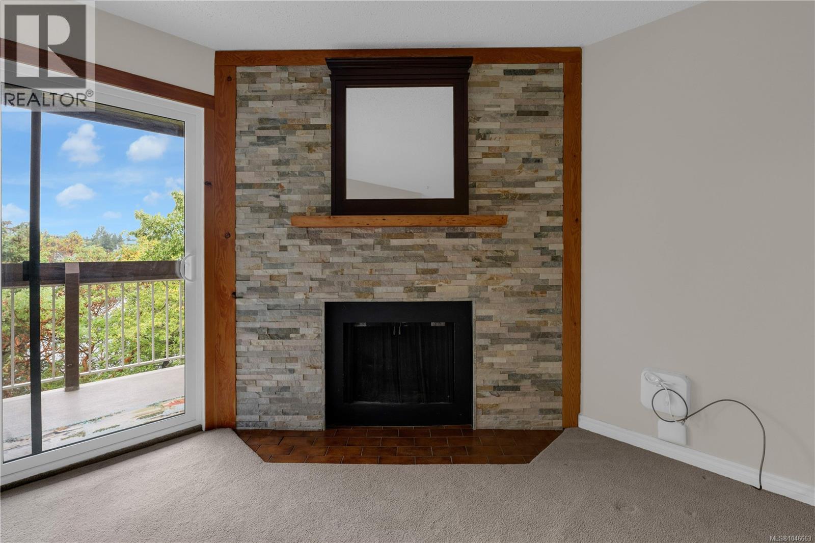 #403 79 Gorge Rd W - 22